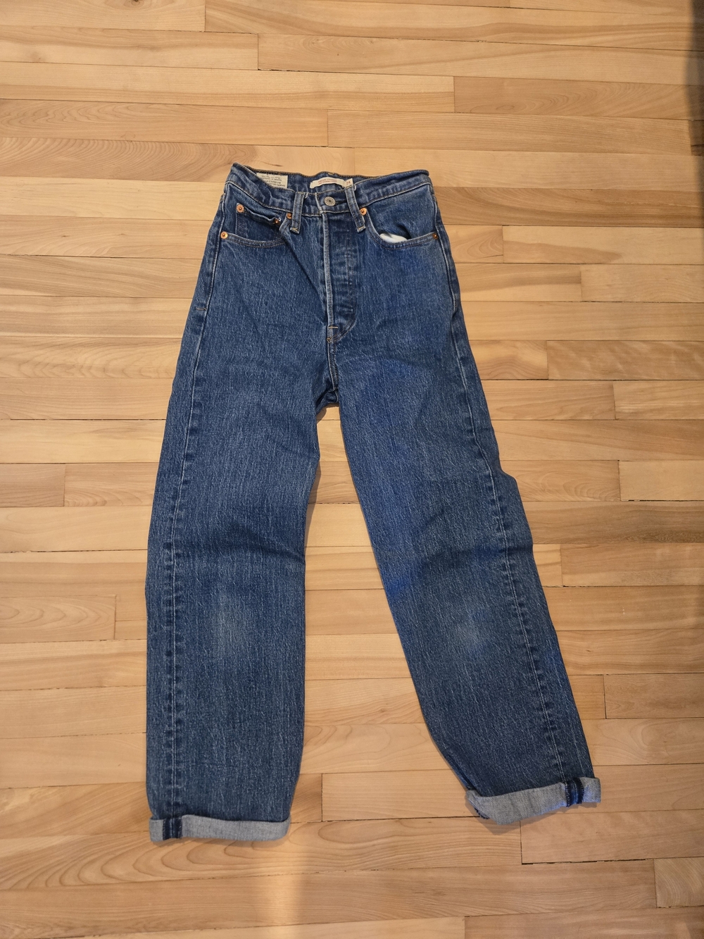 Women's Levi Ribcage Jeans